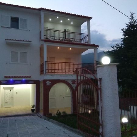 Villa Agnanti Apts And Suites Agio Pnevma Exteriör bild