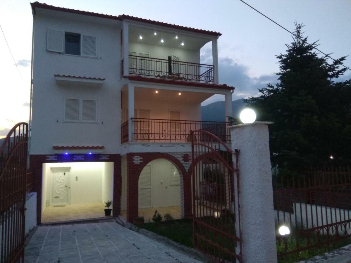 Villa Agnanti Apts And Suites Agio Pnevma Exteriör bild